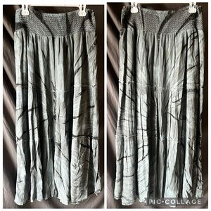 EARTHBOUND | NWT Tie Dye Maxi Skirt Grey Blue Stretchy Waist Boho Spring